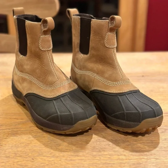 L.L. Bean - Pull-On Boots Storm Chaser Primaloft Duck Boots LL Bean Storm Chaser Tek 2.5 Primaloft Leather Duck Boots  main image 2